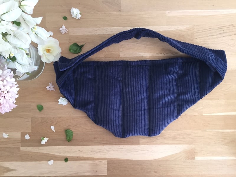 APE Brand reusable lupin heat pack size range