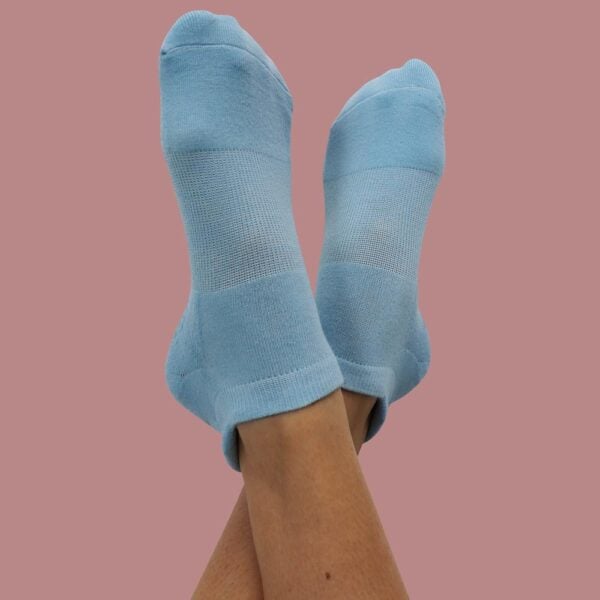 RESISTA Pilates Grip Socks – Alaskan Sky
