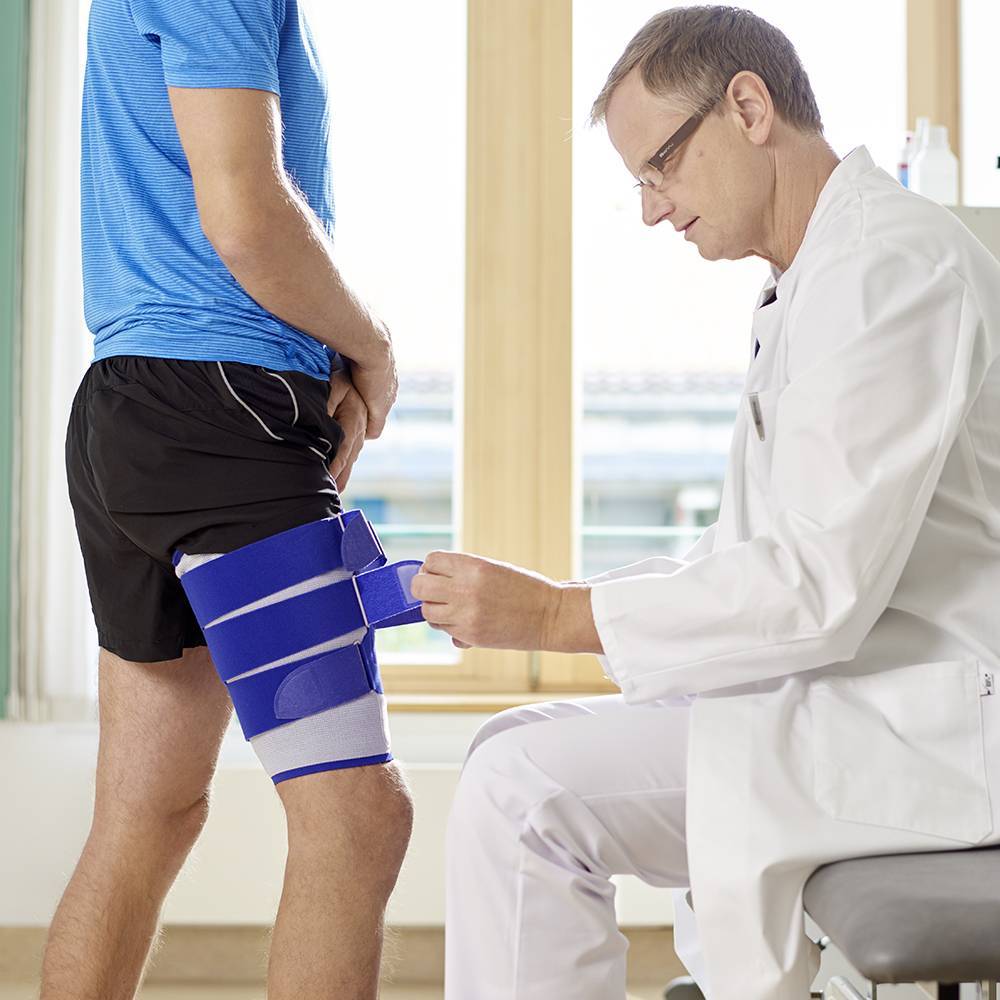 Bauerfeind MyoTrain thigh brace worn during rehabilitation