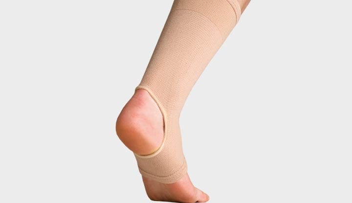 Thermoskin Elastic Ankle Support