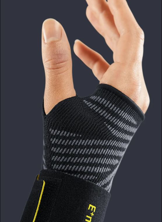 Medi Manumed Active E+motion wrist support side view