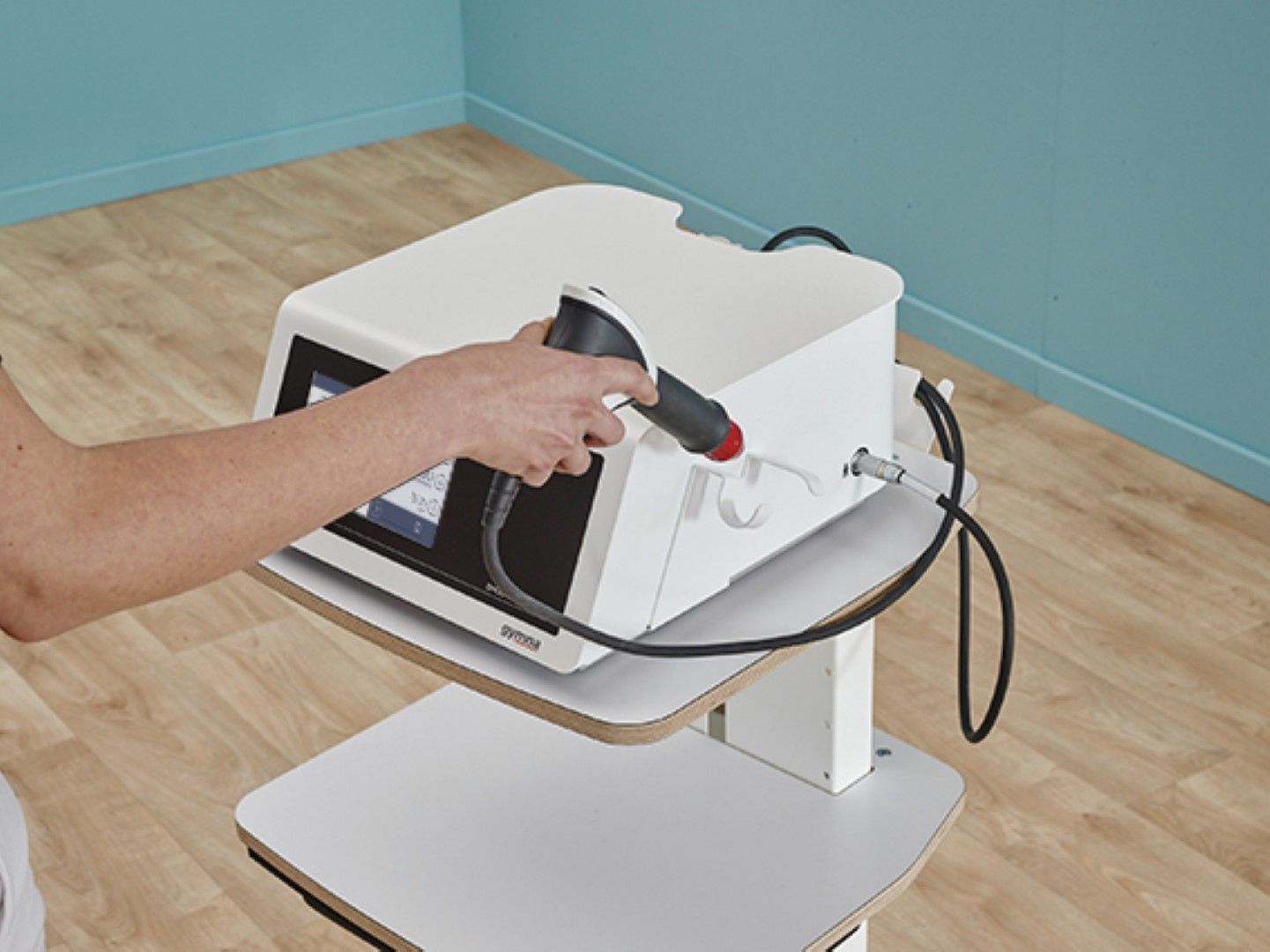 Gymna Shockmaster 300 Pro Eswt Shockwave / Including 5.0 Million Shocks & 3X Free Applicators – product image 5
