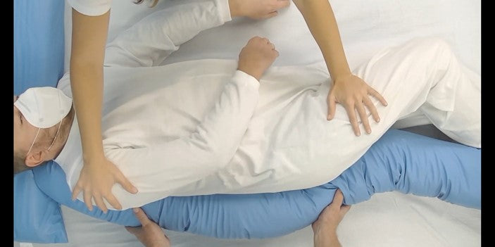 Salvapad Fibre S-Shaped Patient Positioning Cushion detail view